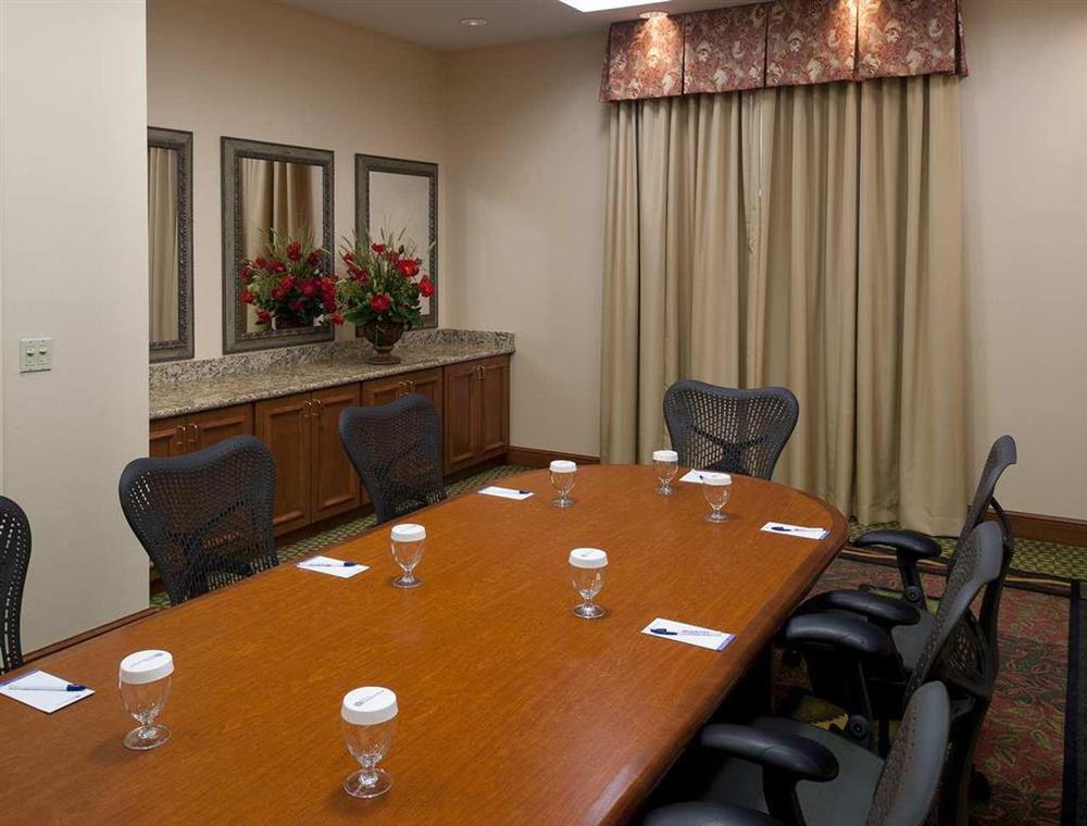 Hilton Garden Inn Schaumburg Faciliteiten foto