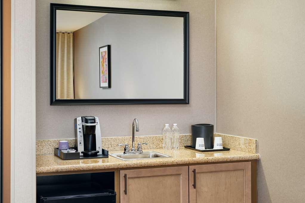 Hilton Garden Inn Schaumburg Kamer foto